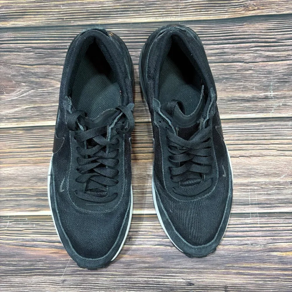 Nike Waffle One‎ Women's Black Athletic Shoes